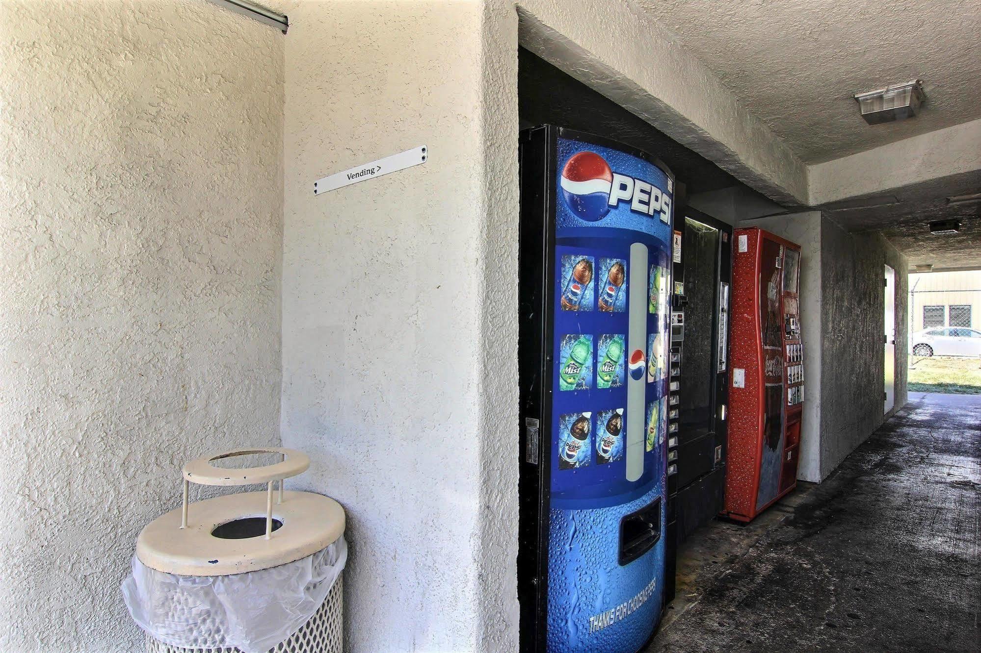 Motel 6-Austin, Tx Buitenkant foto